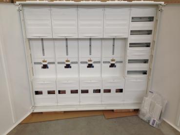 F-tronic Zählerschrank 4x 3.HZ Zählerfeld + 1x Verteilerfeld mit APZ, 5-feldrig